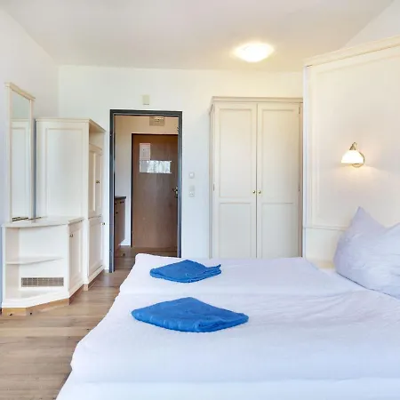 Cosy Holiday In With Balcony Daire
